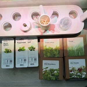 Click and Grow Smart Garden 9 Indoor Herb Garden with LED Grow Light White